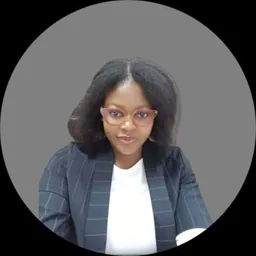 Photo de Véronique Bambara, client accompagné par Izi Marketing Agency